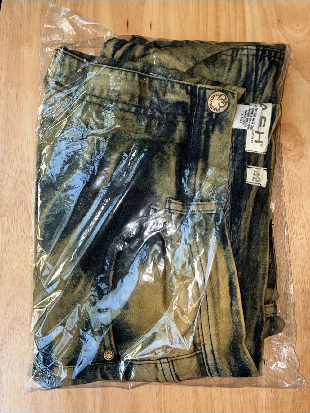 DASH Denim Co. Men’s Acid Wash Moto Denim Shorts Size 42 Yellow Black Stretch